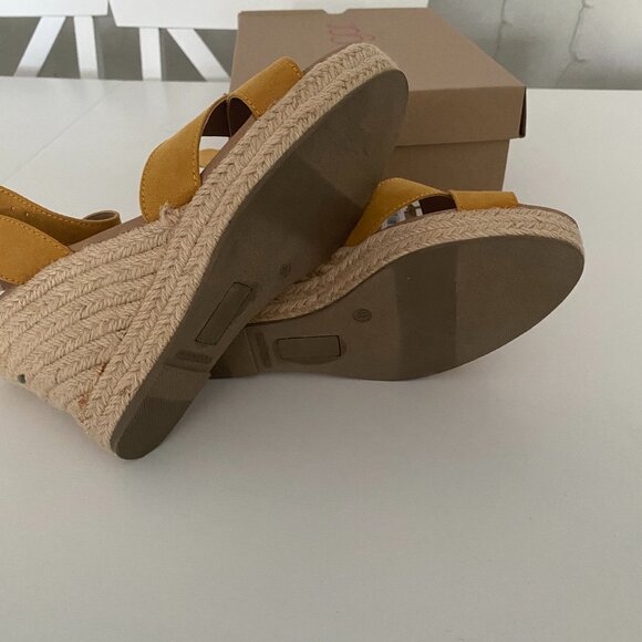 Sugar Barbie Mustard Strap Cork Wedges - Picture 5 of 7
